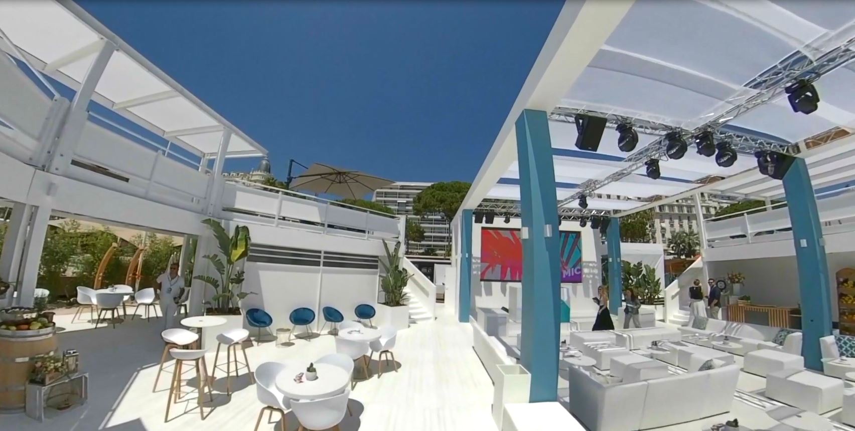 pmi_thumb_cutting_through_the_haze