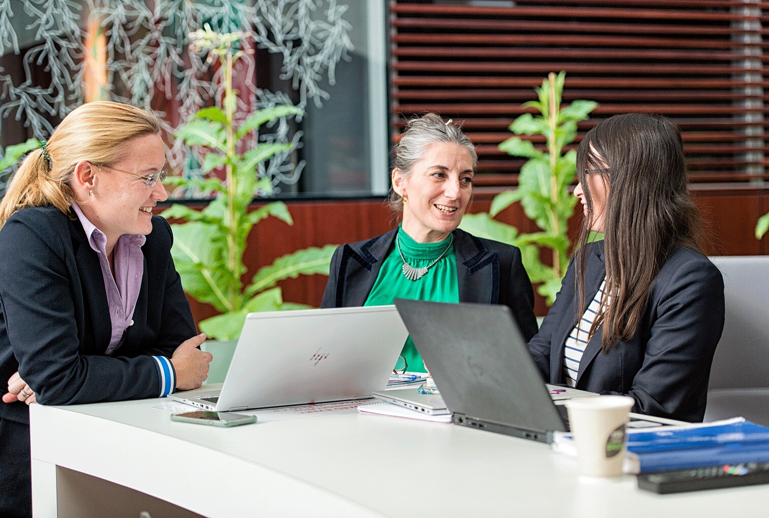 Christelle-Haziza-talking-Neuchatel-Cube