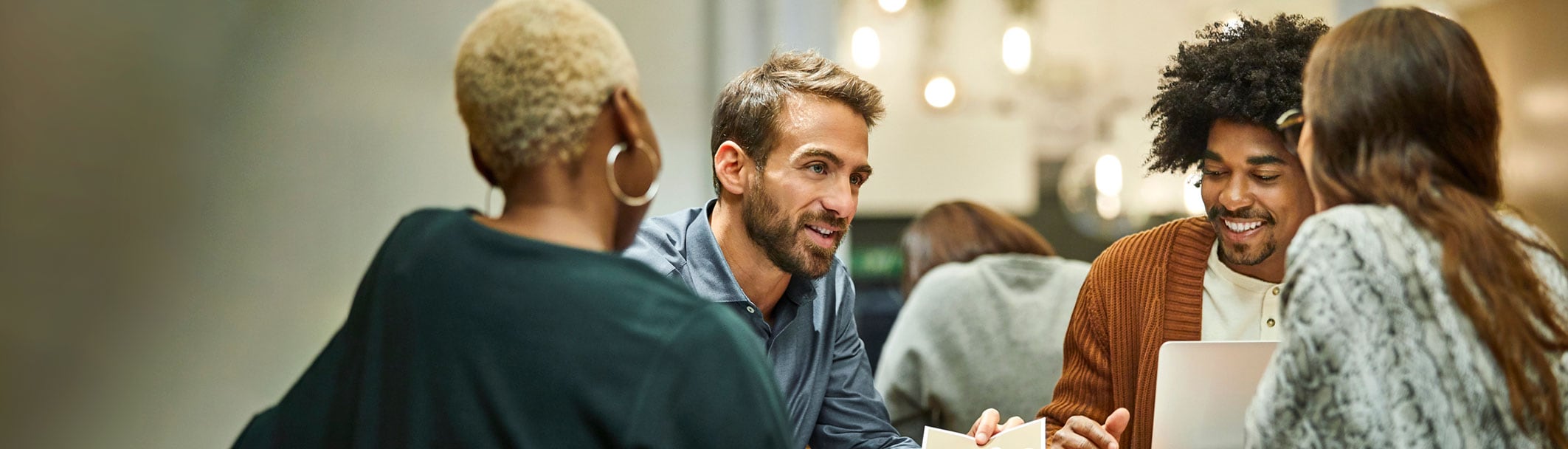 smoke-free-products-people-talking-banner