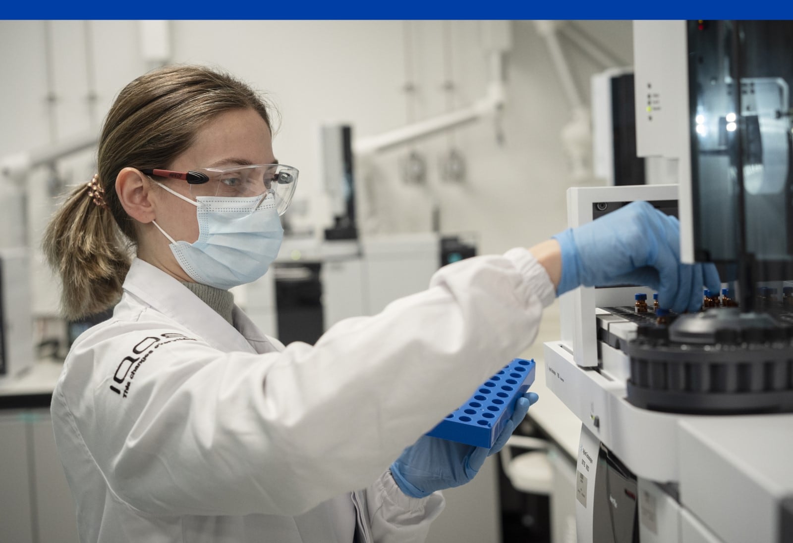 laboratory-analyst-izhora-russia