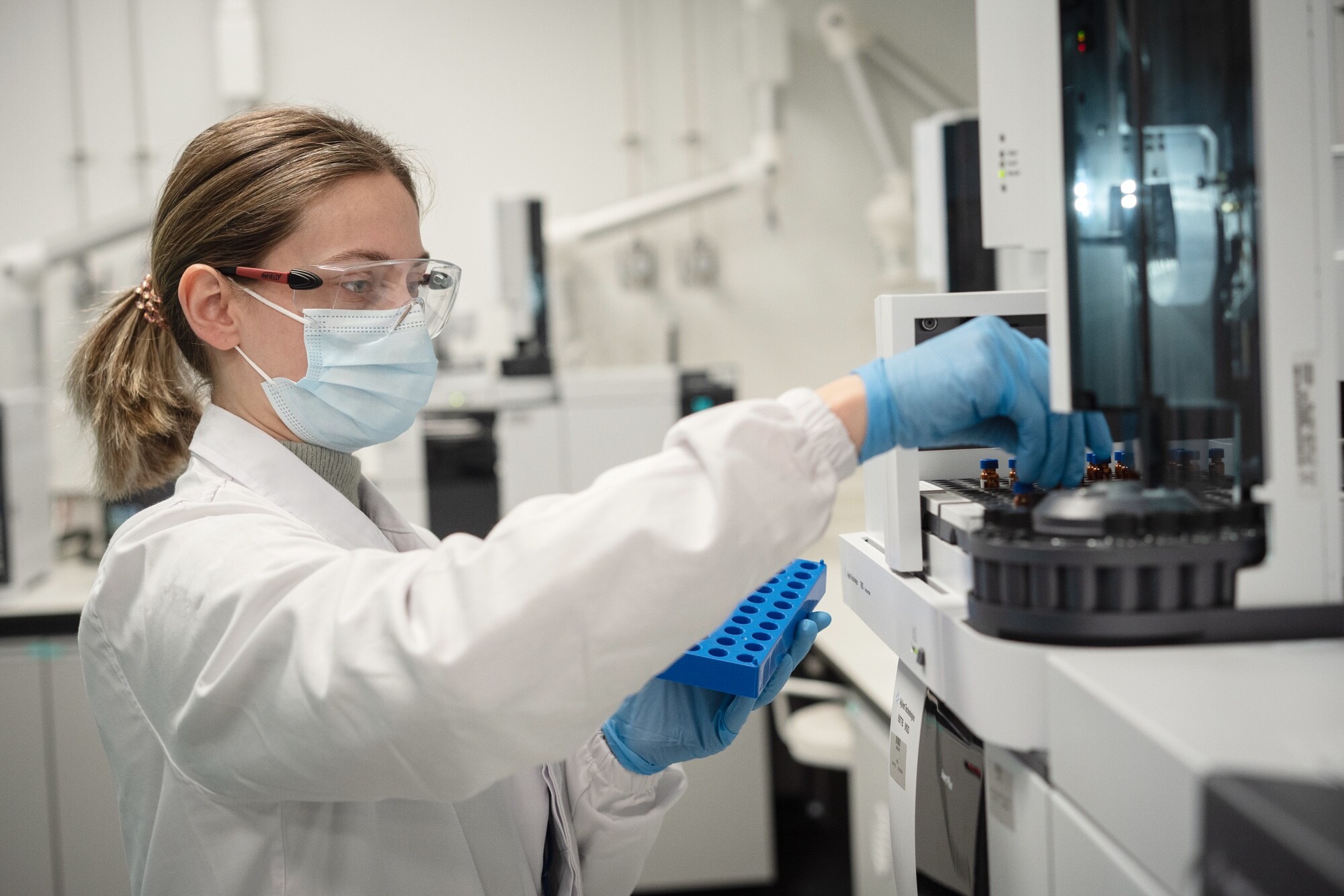 science-innovation-research-facilities-03