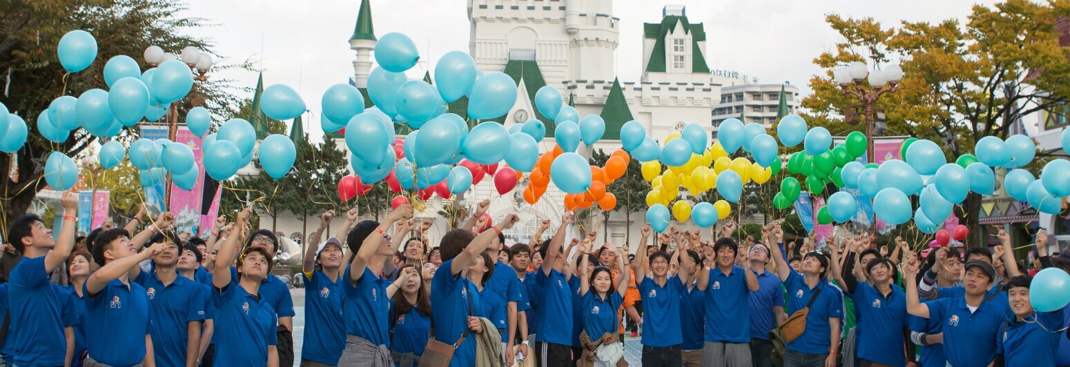 pmi-employees-balloons-korea